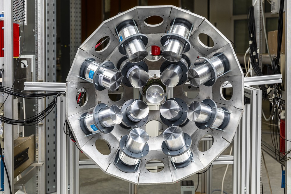 Gamma-ray Coincidence Spectrometer made up of Fifteen LaBr3(Ce) detectors (76 S 76 /3,5 /B380) delivered in 2019 to the Institute of Nuclear Research “Atomki)